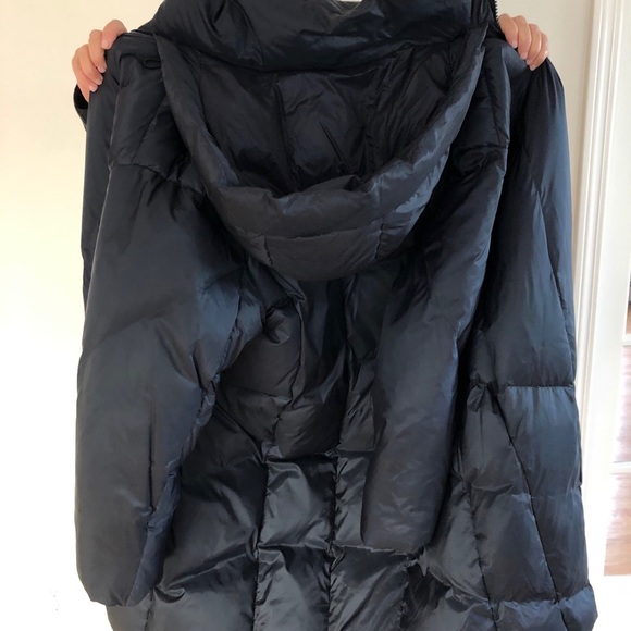 Vince Quilted Puffer Coat - Picture 9 of 9